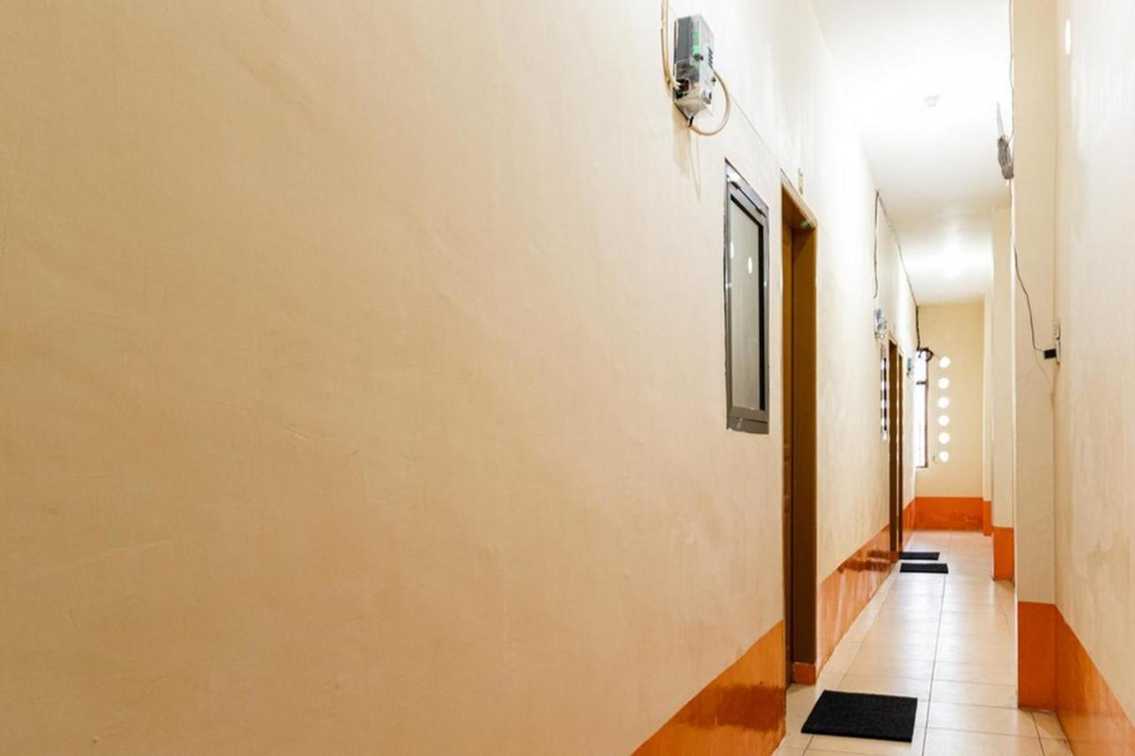 Reddoorz Syariah @ Jalan Setiabudi Medan 3 Dış mekan fotoğraf