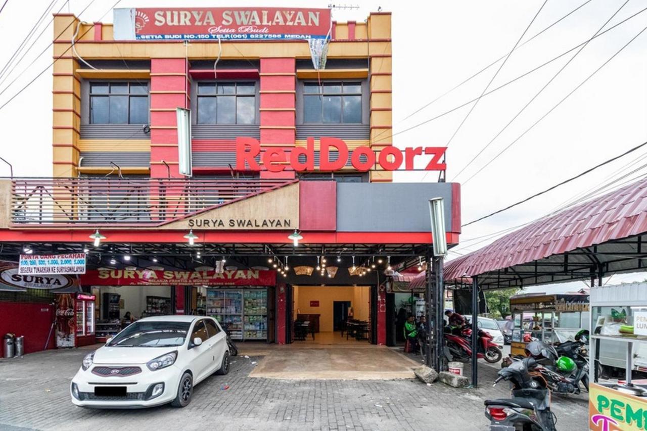 Reddoorz Syariah @ Jalan Setiabudi Medan 3 Dış mekan fotoğraf
